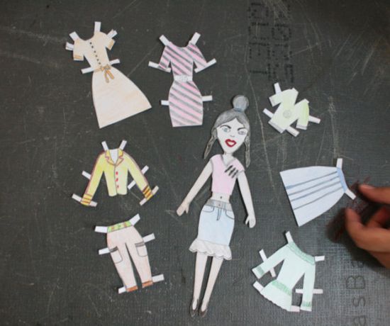 Fazer uma boneca de papel é mais fácil do que você imagina (Foto: Divulgação)