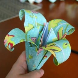 Como Fazer Lírios de Origami Passo a Passo