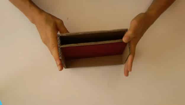 Caixa de Bijuterias com Papelão