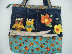 bolsa com tecido e jeans