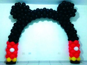 arco de baloes mickey