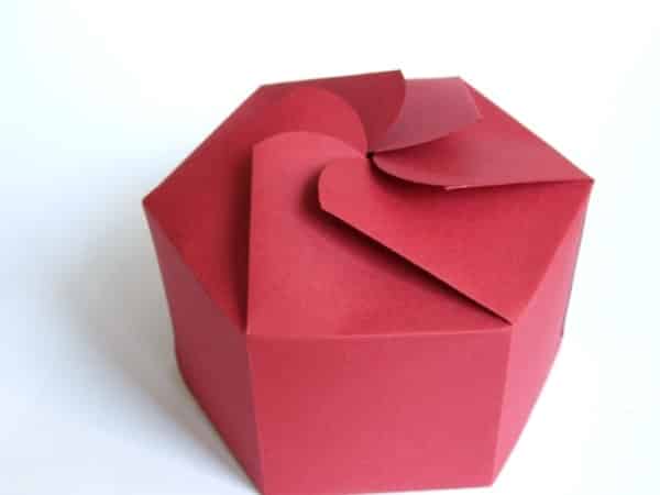 caixa catavento hexagonal