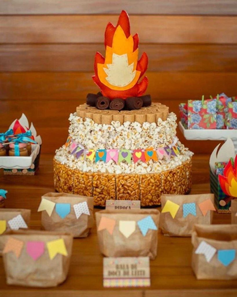bolo de festa junina com pipoca - Como Fazer Artesanatos