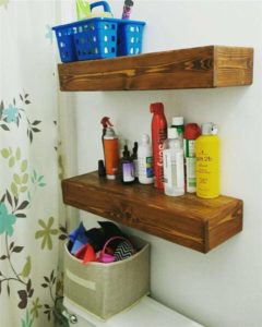 prateleira de pallet para lavanderia