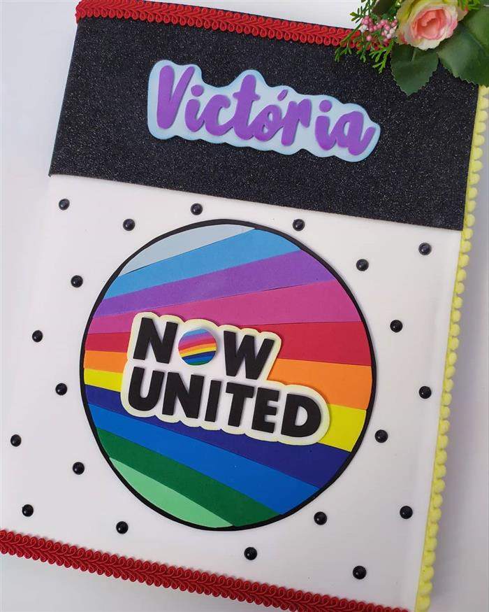 capa de caderno do now united