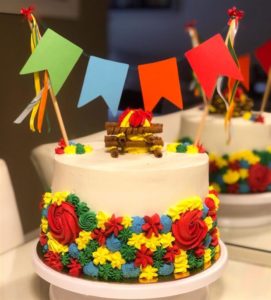 bandeirinha festa junina para bolo
