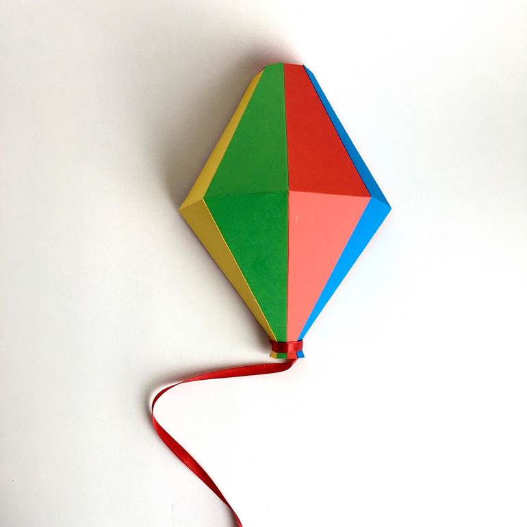Balão de papel colorido simples