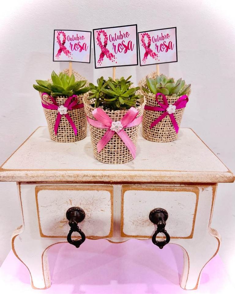 Lembrancinha Outubro Rosa: 12 Ideias criativas para a campanha