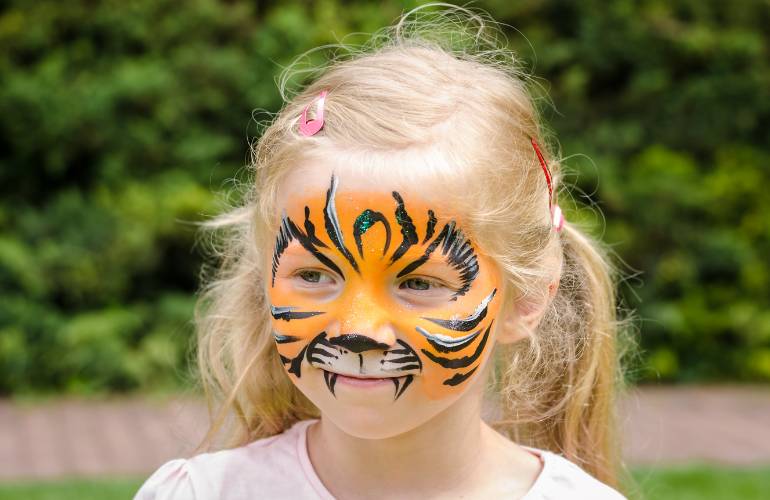 pintura de rosto infantil tigre