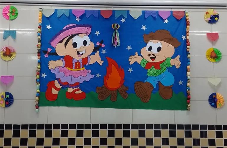 mural de festa junina infantil