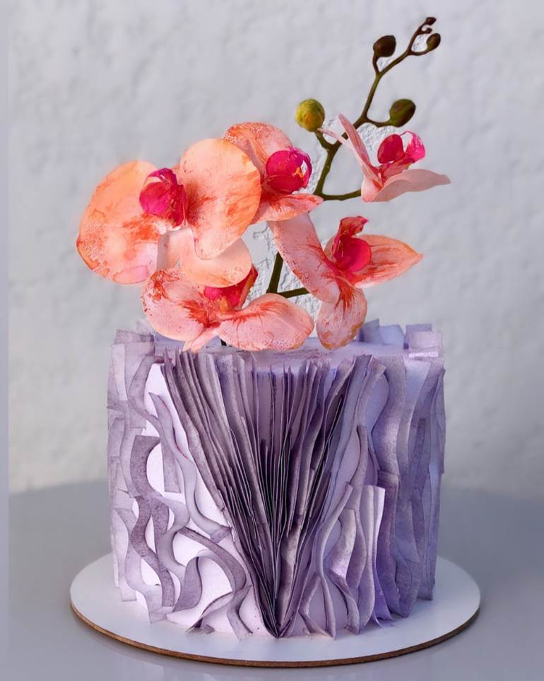 bolo de aniversário feminino moderno lilás
