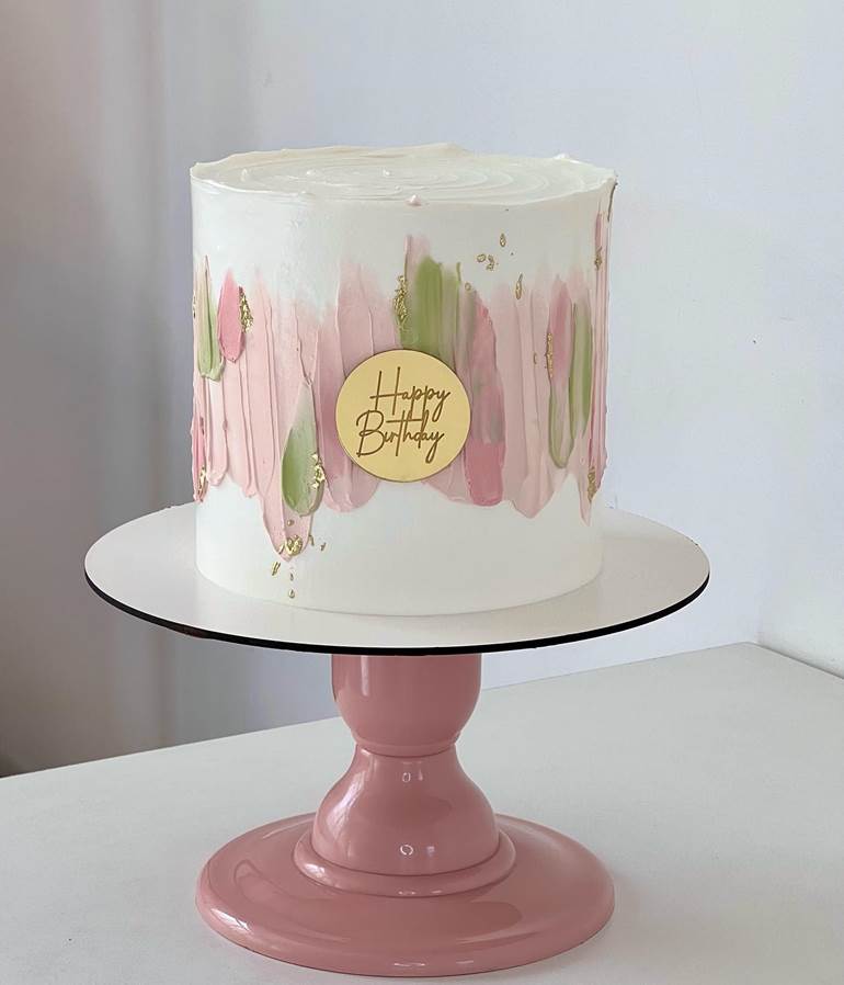 Bolo de Aniversário Feminino Moderno - Decoração Fácil